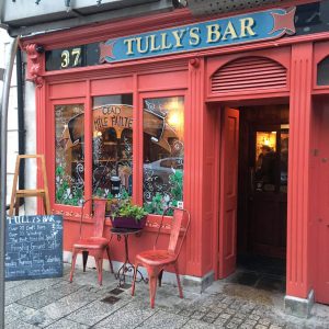 pub tullys front