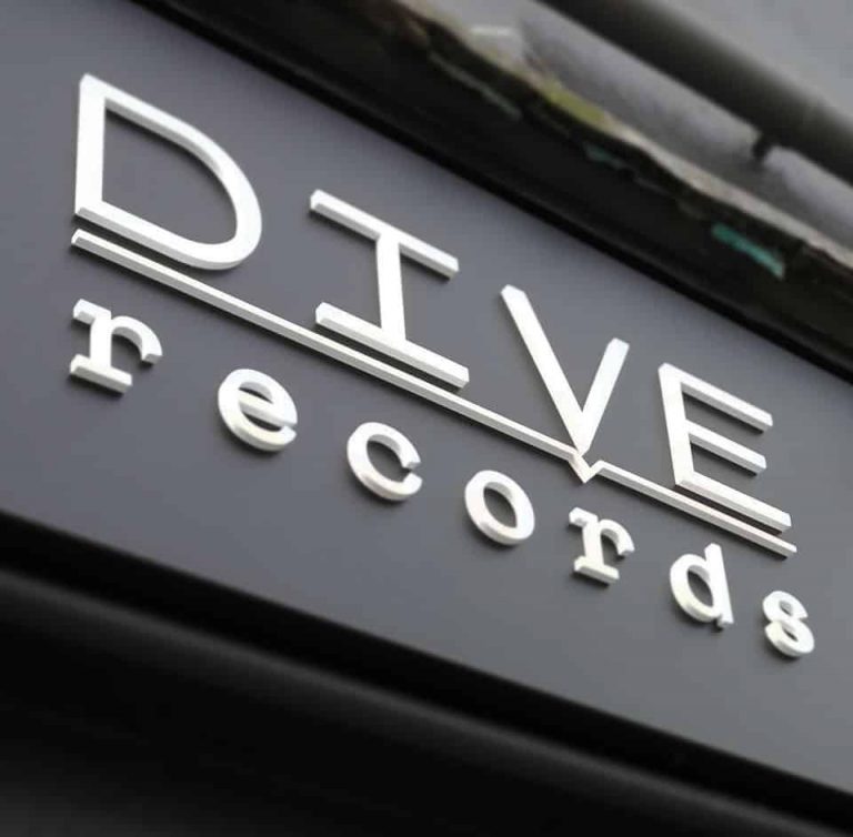 Place Dive Records Exterior